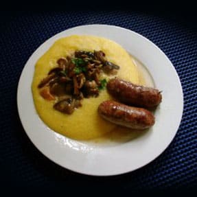 Polenta e salsicce