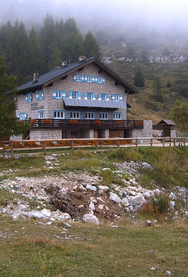 Rifugio Vincenzo Lancia nel cuore del Monte Pasubio